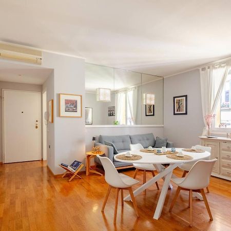 Santo Stefano Square Apartment Bologna Exterior photo